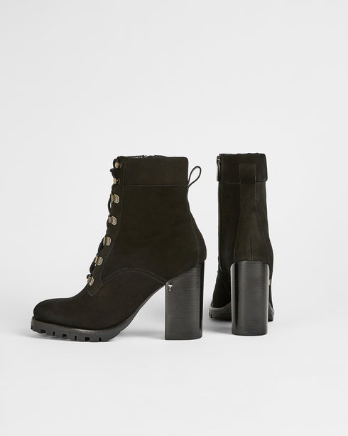 <P>Leather Lace Up Chunky Heeled Boot</P>